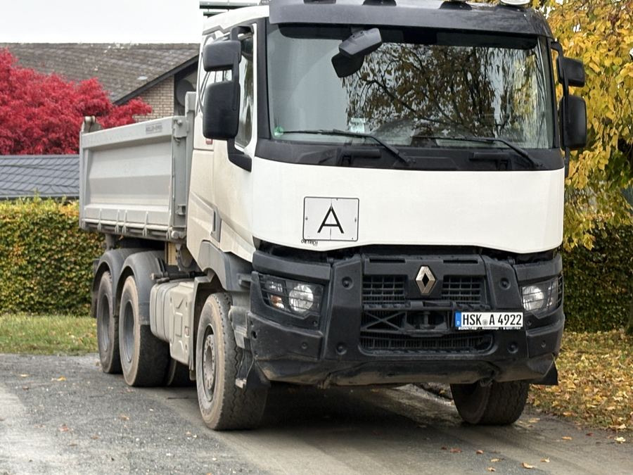 Renault Dreiseitenkipper von Braun Transporte
